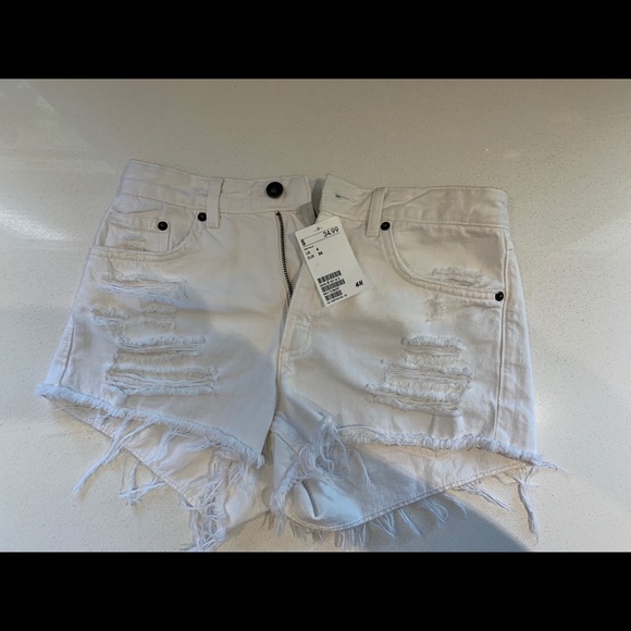 White high waisted ripped shorts - Picture 5 of 6